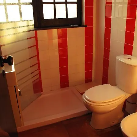 Πανσιόν Surfmoments House & School Baleal