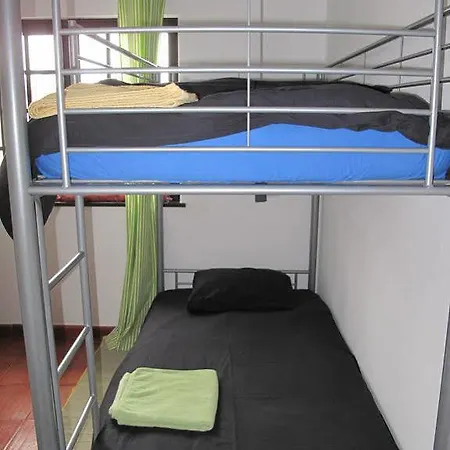 Surfmoments House & School Πανσιόν Baleal